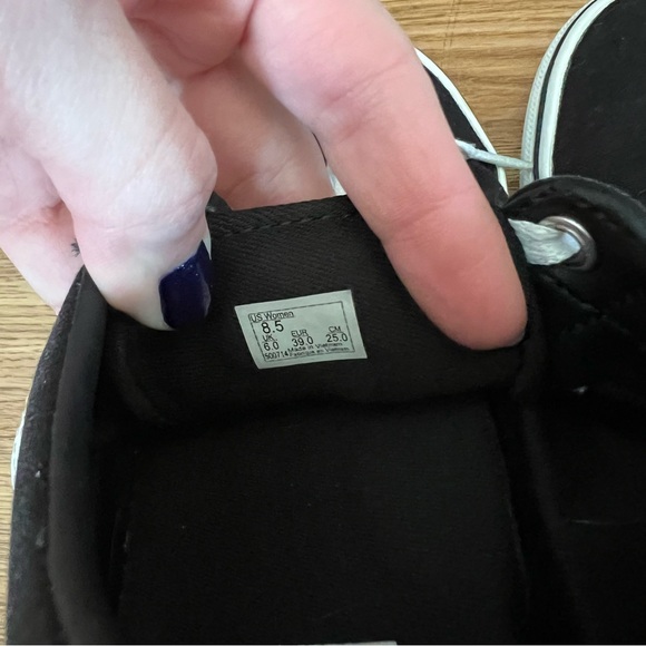 Vans Black Sneakers Women’s Size 8.5 - Picture 7 of 8